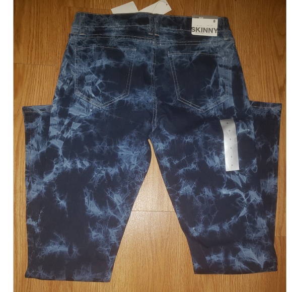 🐳NWT🐳New York & Company Tie-Dye Skinny Jean - Picture 3 of 4
